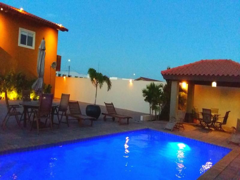 Dorado Eagle Beach Hotel Oranjestad Kültér fotó
