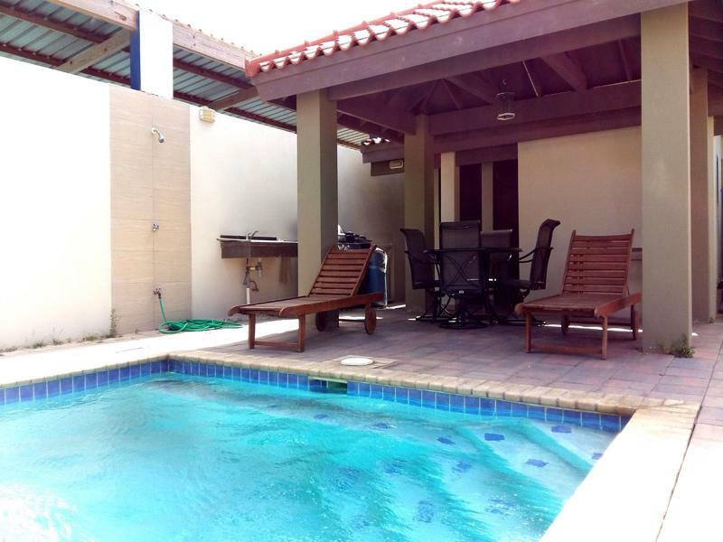 Dorado Eagle Beach Hotel Oranjestad Kültér fotó